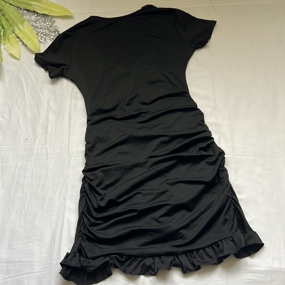 ⭐️cut Out Ruffle Ruched Bodycon Mini Short Sleeve Tie Front Wrap Dress⭐️ - Picture 9 of 9